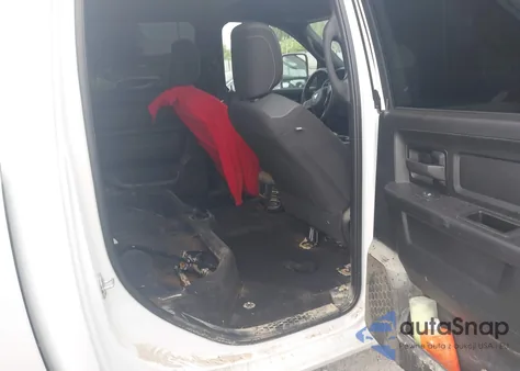 2024 Ram 2500 Tradesman 4X4 6'4 Box from USA, damaged, VIN 3C6UR5CL7RG309801